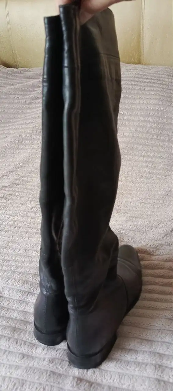 Женские сапоги высокие из натуральной кожи черного цвета - Женская обувь (Одежда) в Химки