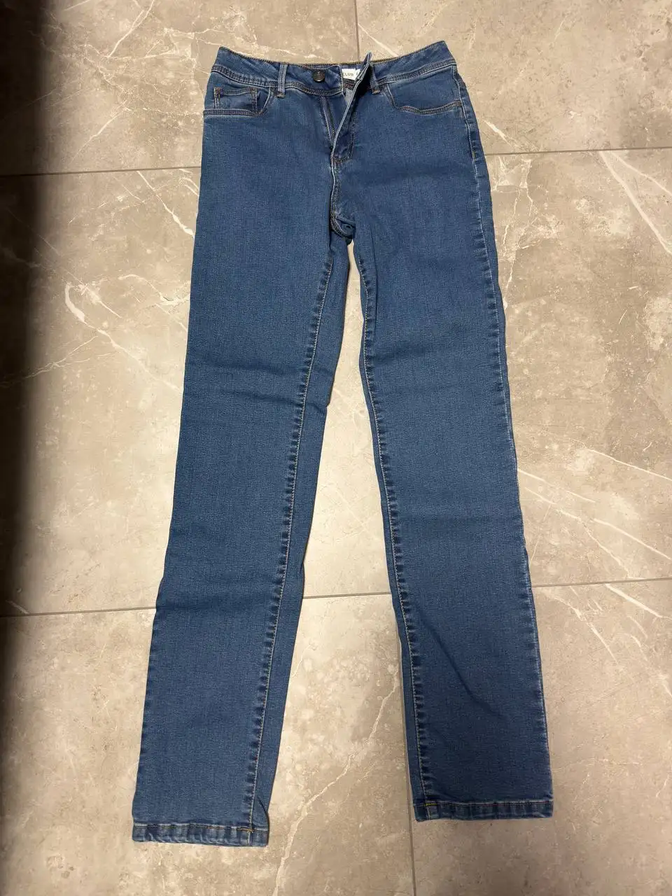 Джинсы б/у 12 штук размеры XS-S - Джинсы (Одежда) в Химки