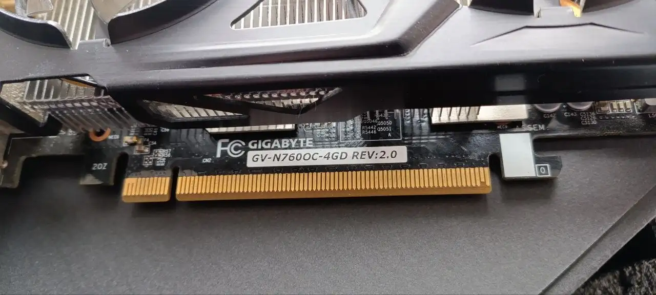 Видеокарта Gigabyte 4GB - Компьютерные комплектующие (Электроника) в Химки