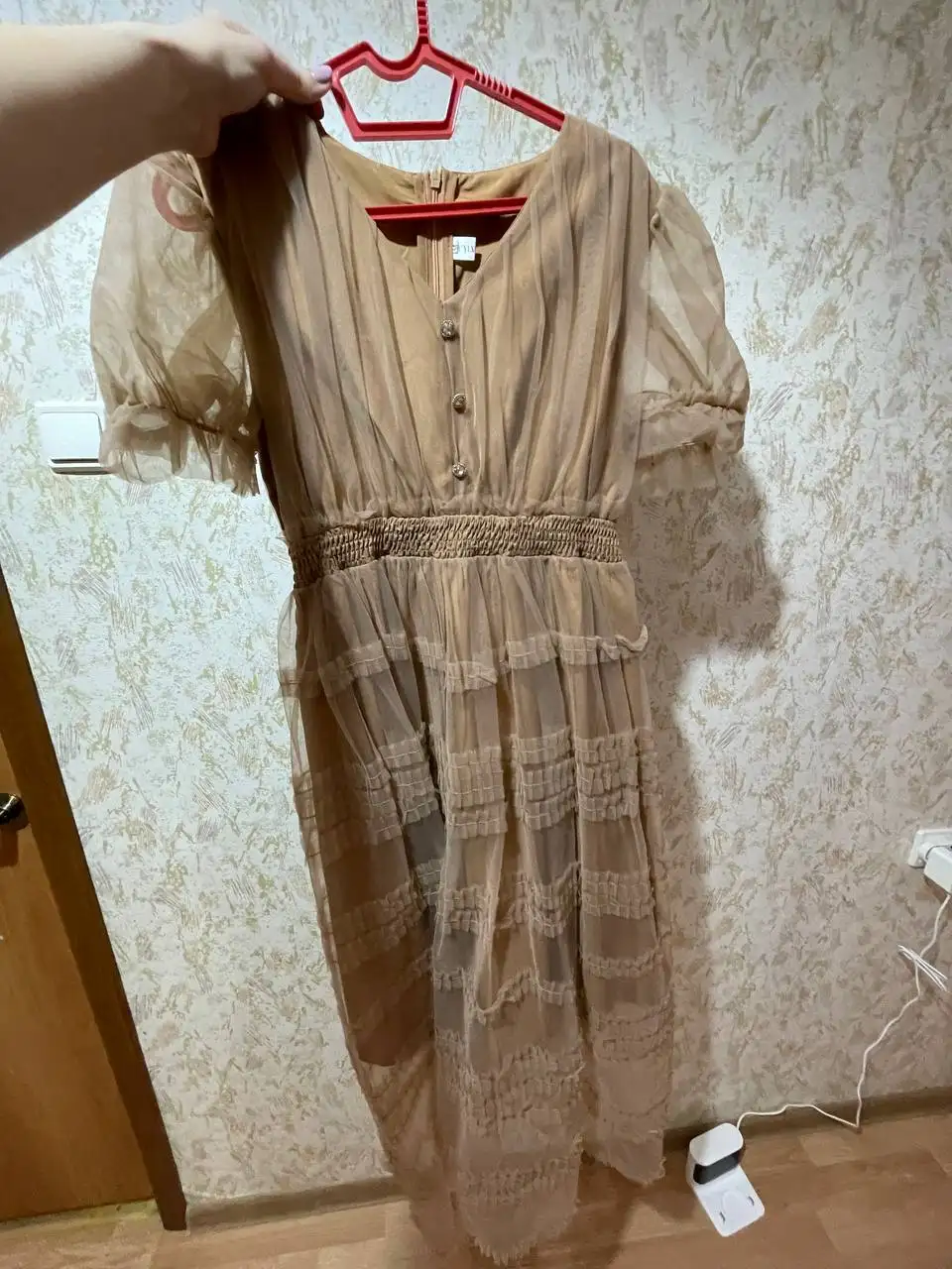 Продажа вечернего, твидового платьев и костюма Tezenis - Женская одежда (Одежда) в Химки