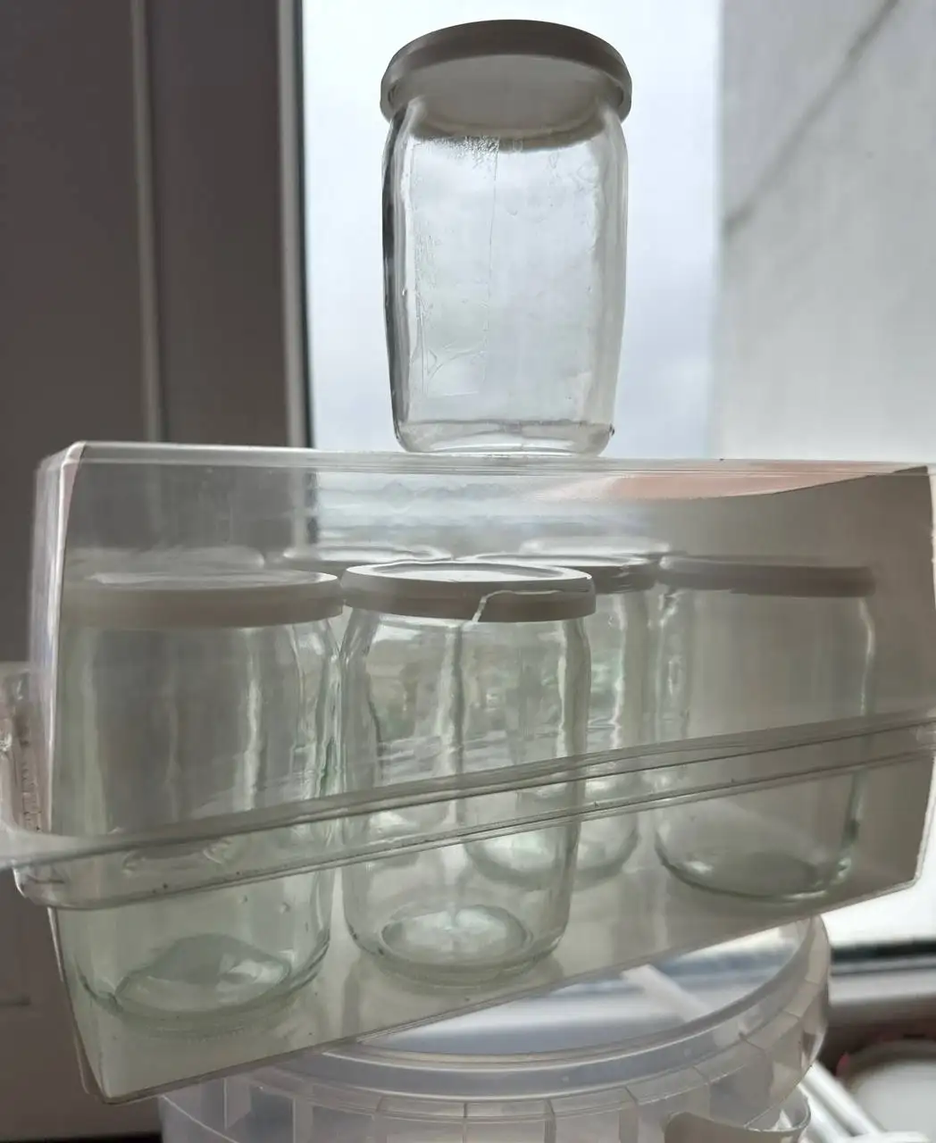 Продам йогуртницу с дополнительными баночками - Кухонная техника (Для дома и дачи) в Химки