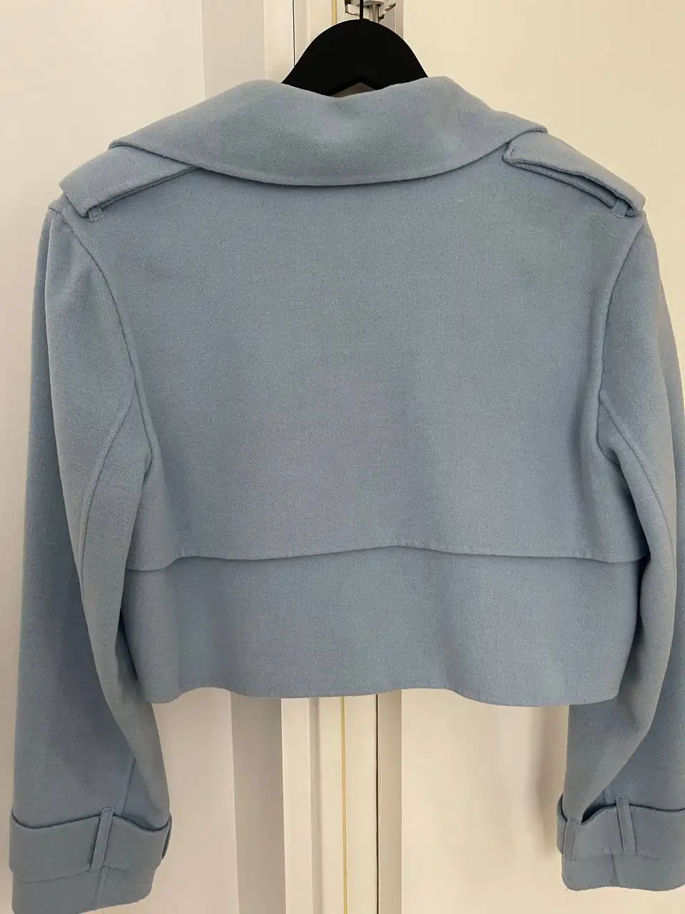 Утепленный жакет небесно-голубого цвета - Верхняя одежда (Одежда) в Химки