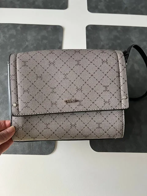 Carpisa в идеальном состоянии - Куртки в Химки