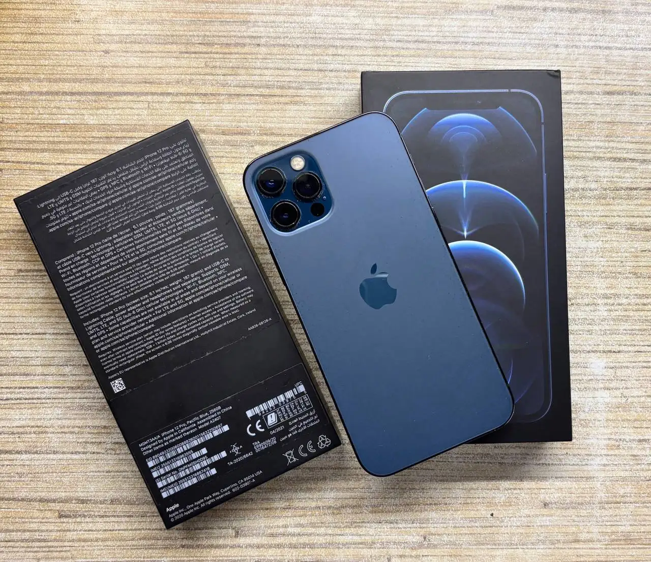 IPhone 12 Pro 256гб 85% аккумулятор - Смартфоны (Электроника) в Химки
