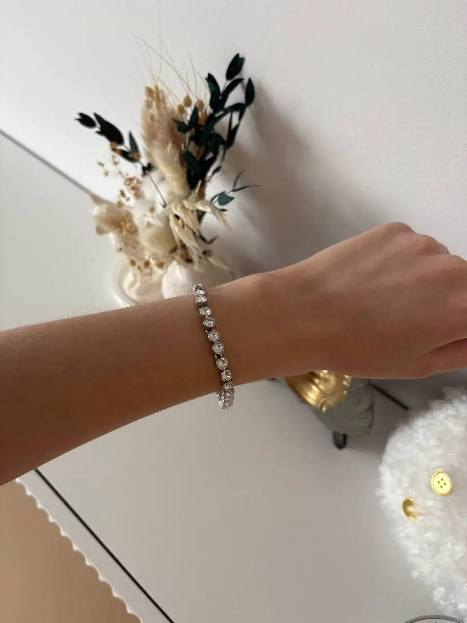 Косметика и браслет Swarovski - Красота и здоровье в Химки