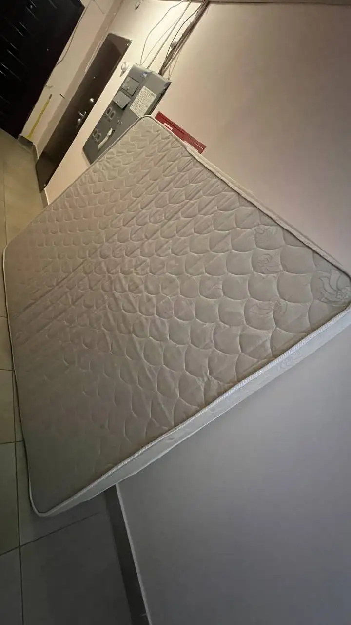 Диван 160x200 в отличном состоянии - Мебель (Для дома и дачи) в Химки