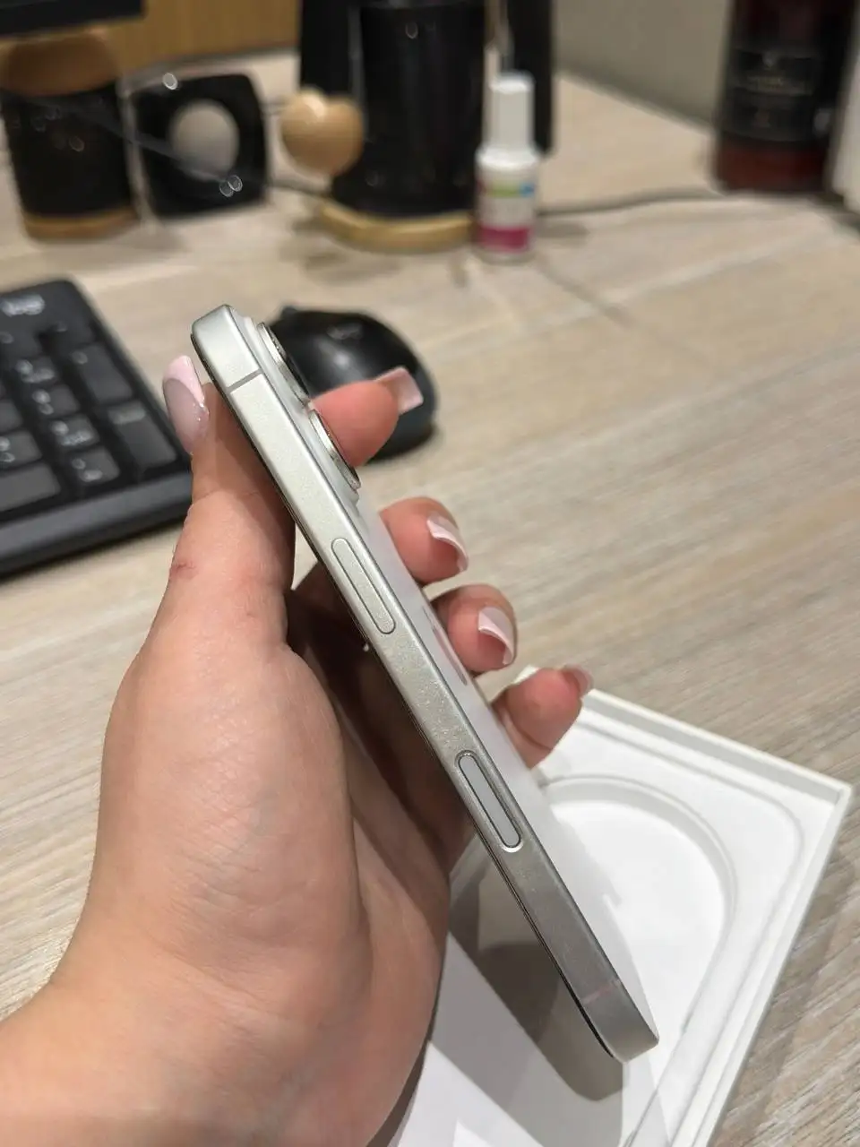 Продам iPhone 16 128GB - Смартфоны (Электроника) в Химки