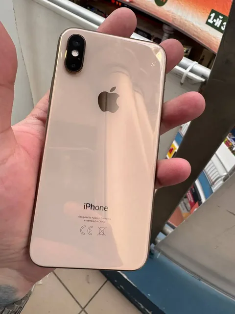 iPhone SE 256GB - Смартфоны в Химки