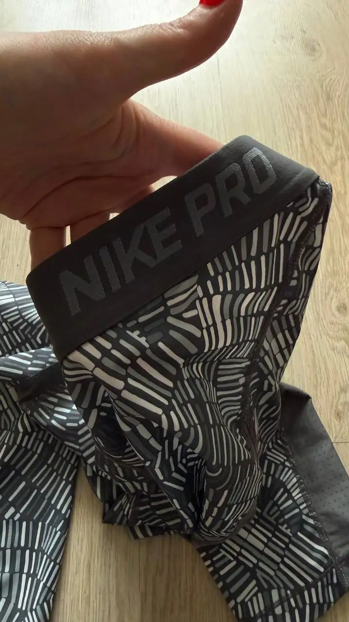 Джинсы Tommy Hilfiger, велосипедки Nike, лосины Adidas - Женская одежда (Одежда) в Москва