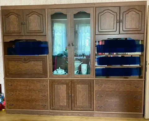 Стенка матовая с инкрустацией - частное объявление в Москва