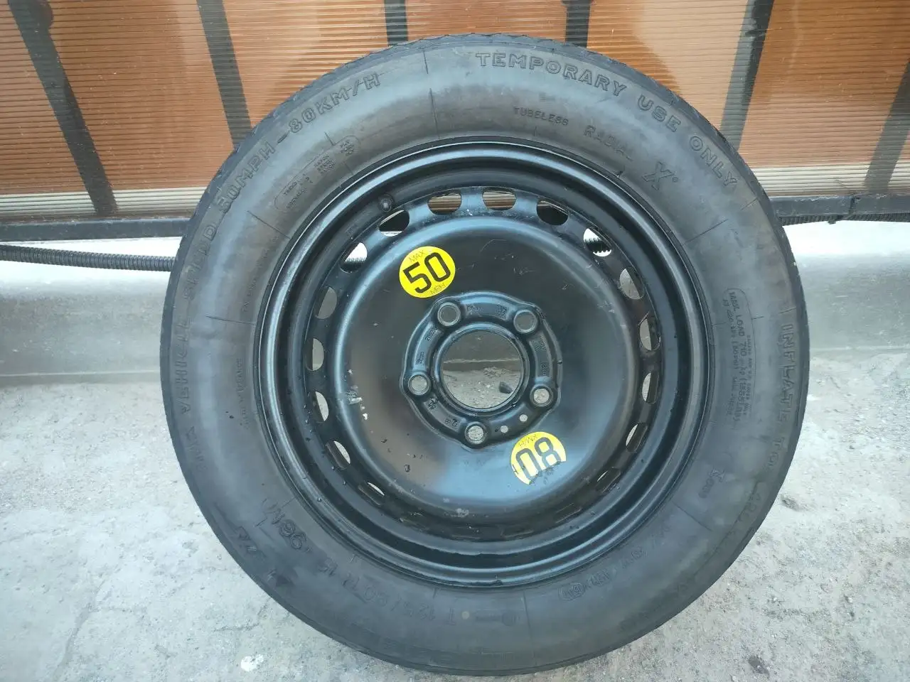 Докатка 125/90 R15 от BMW - Колеса и шины (Запчасти) в Химки