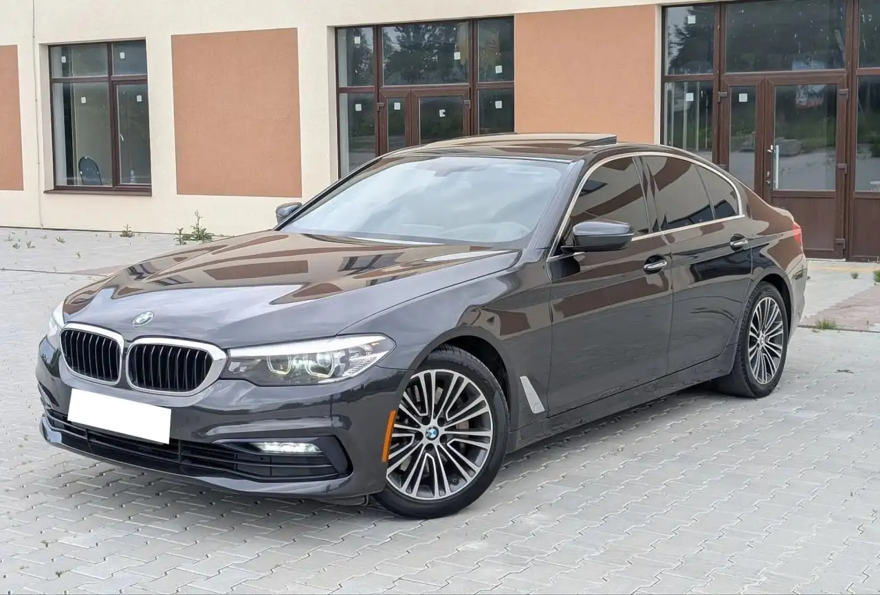 BMW 5 Series 2018 - Авто в Химки