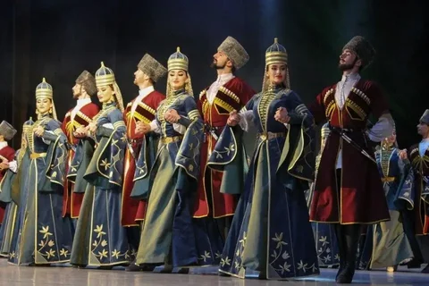 Набор в студию кавказских танцев «КАФА» - Лодочные моторы в Химки