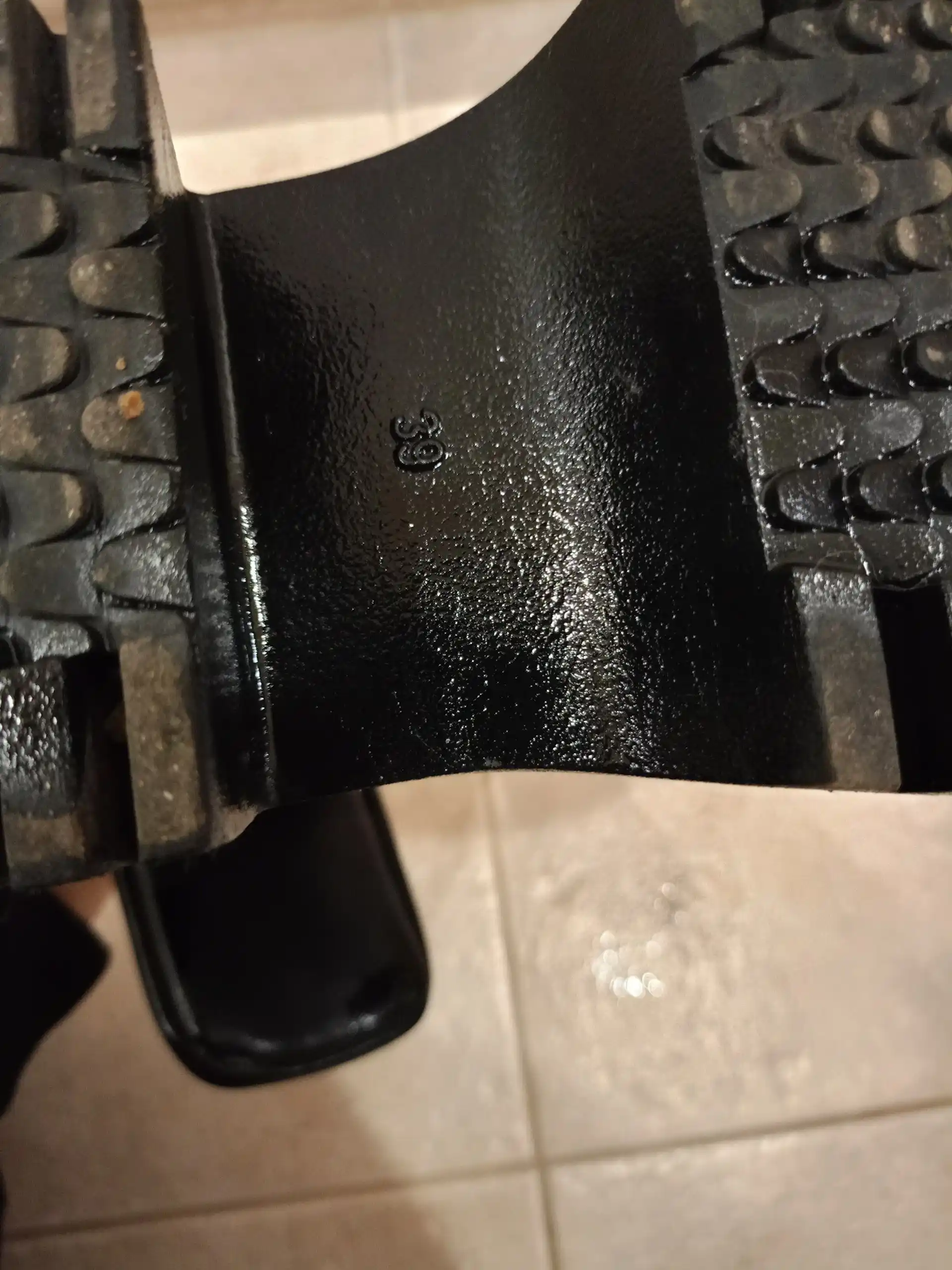 Куртка кожаная 39 размер