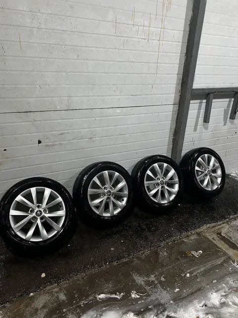 Продажа дисков R16 с летней резиной - Авто в Химки