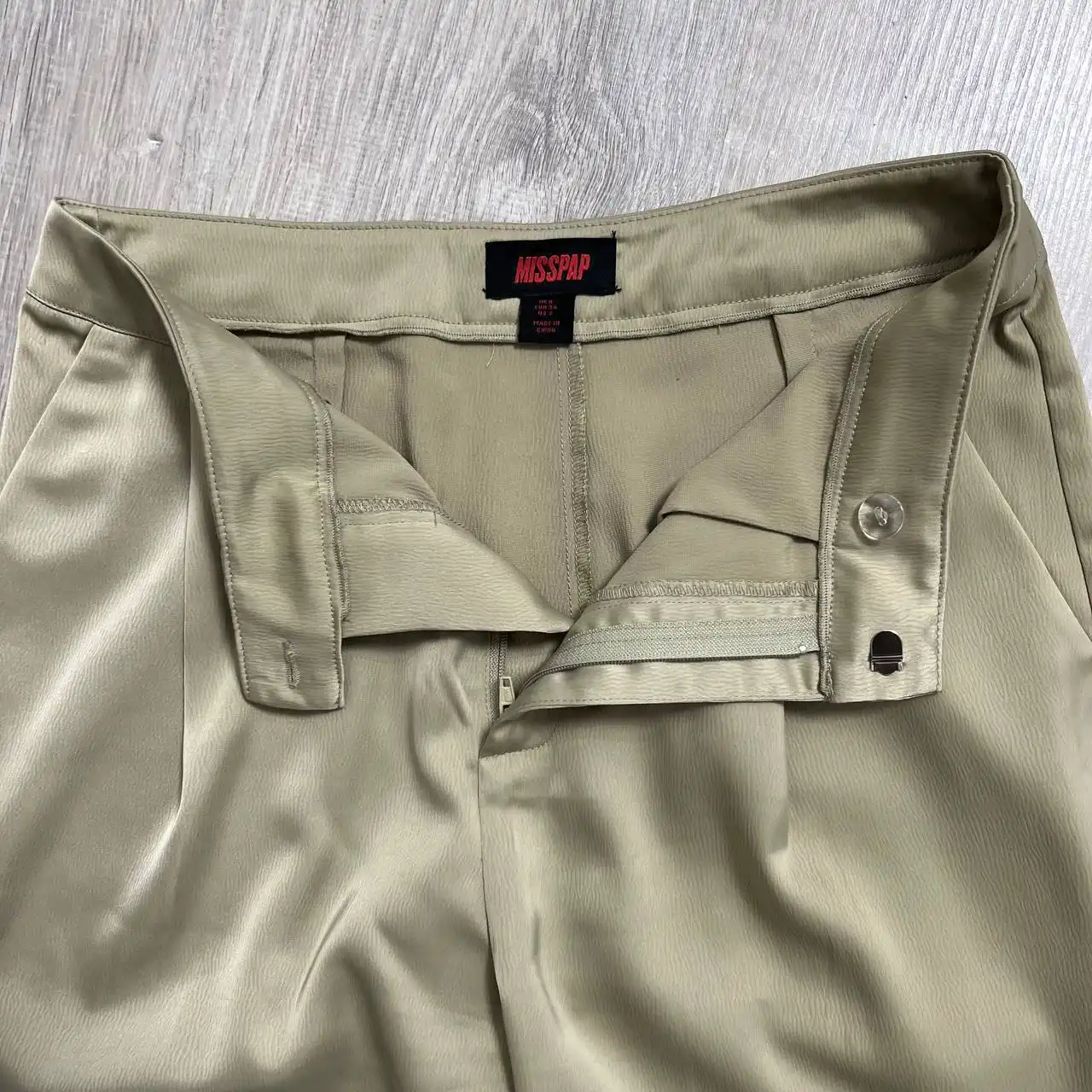 Брюки Miss Pap и балетки фисташкового цвета