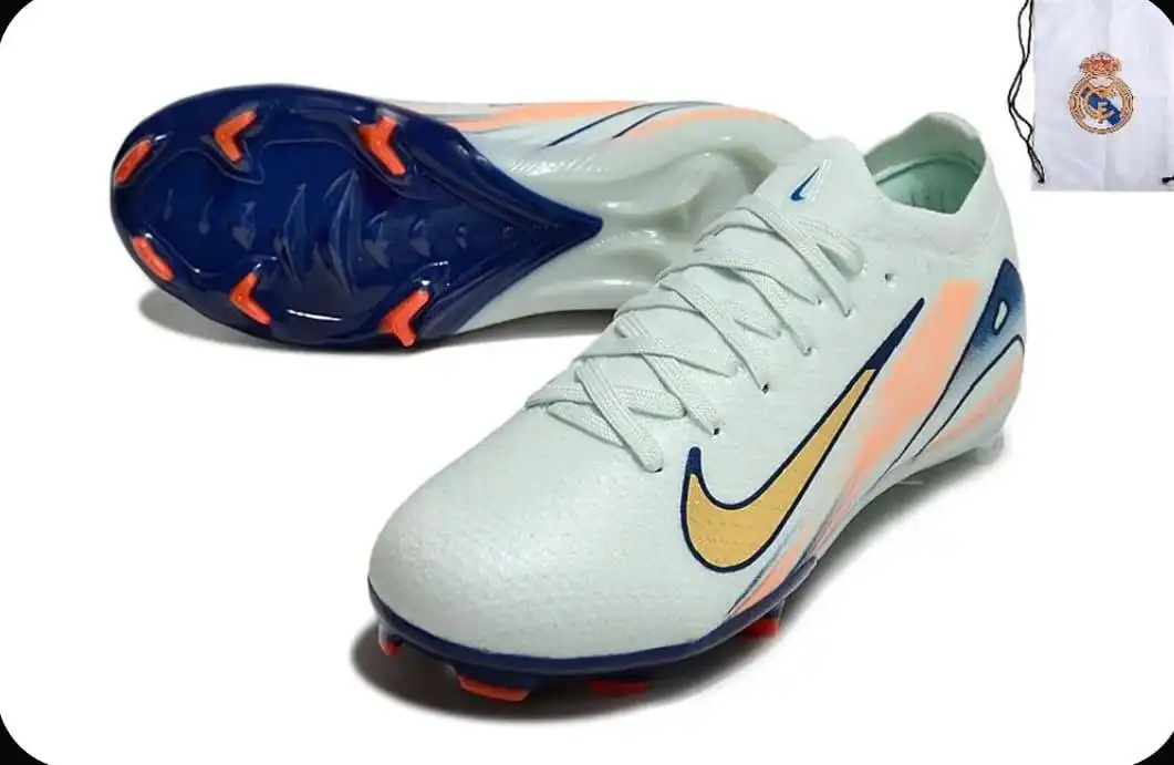 Вещи и мелкие принадлежности