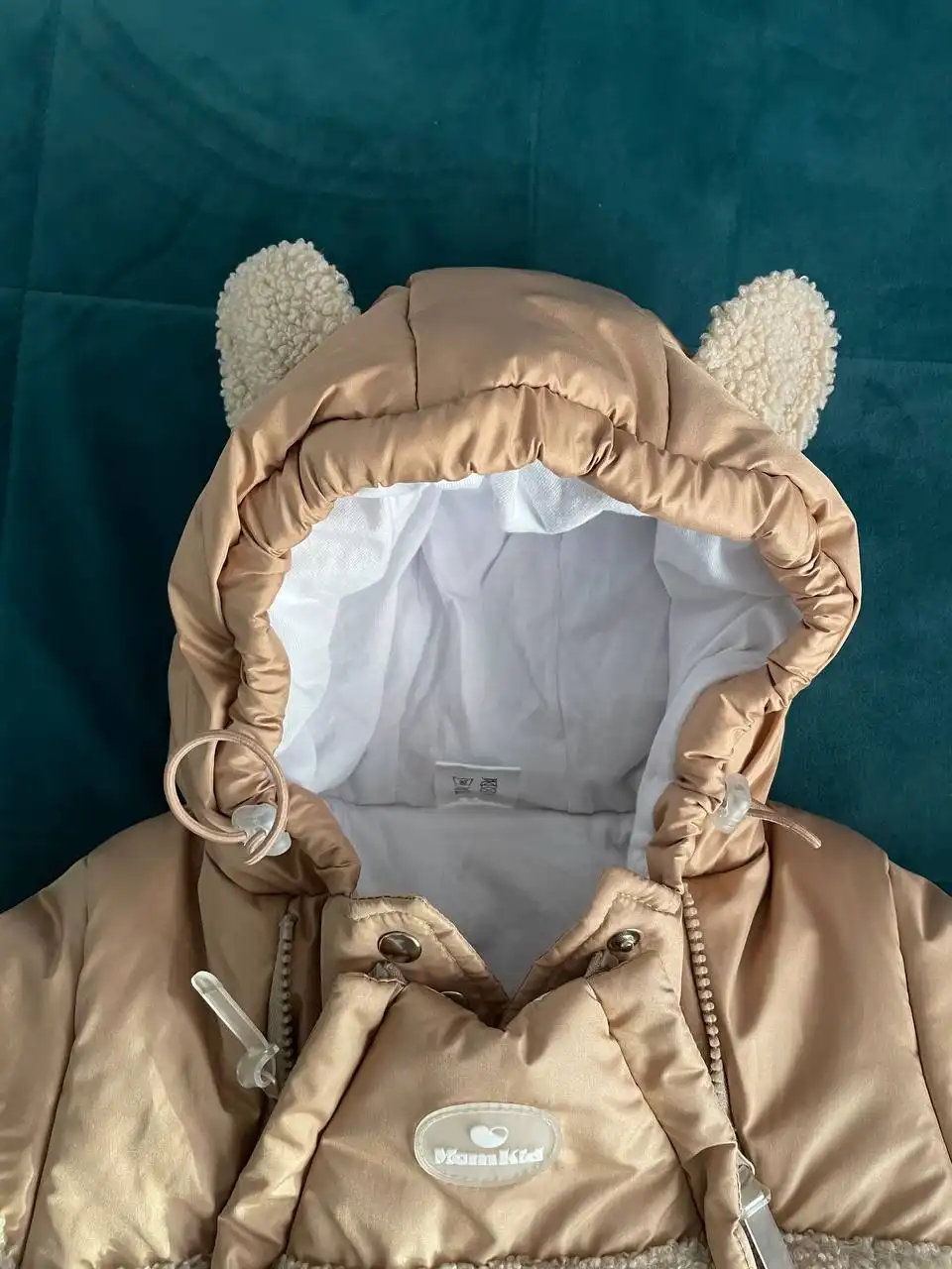 Продам детский зимний комбинезон