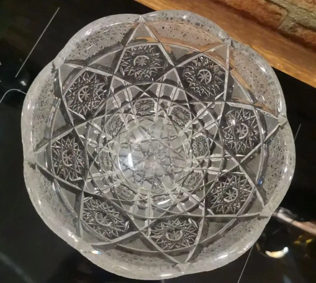 Винтажная хрустальная конфетница в виде цветка СССР