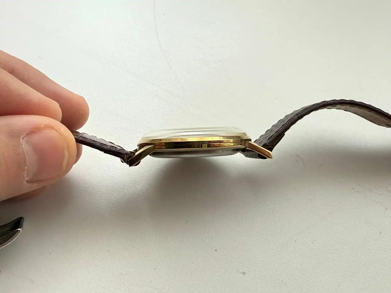 Часы «Луч» ультратонкие