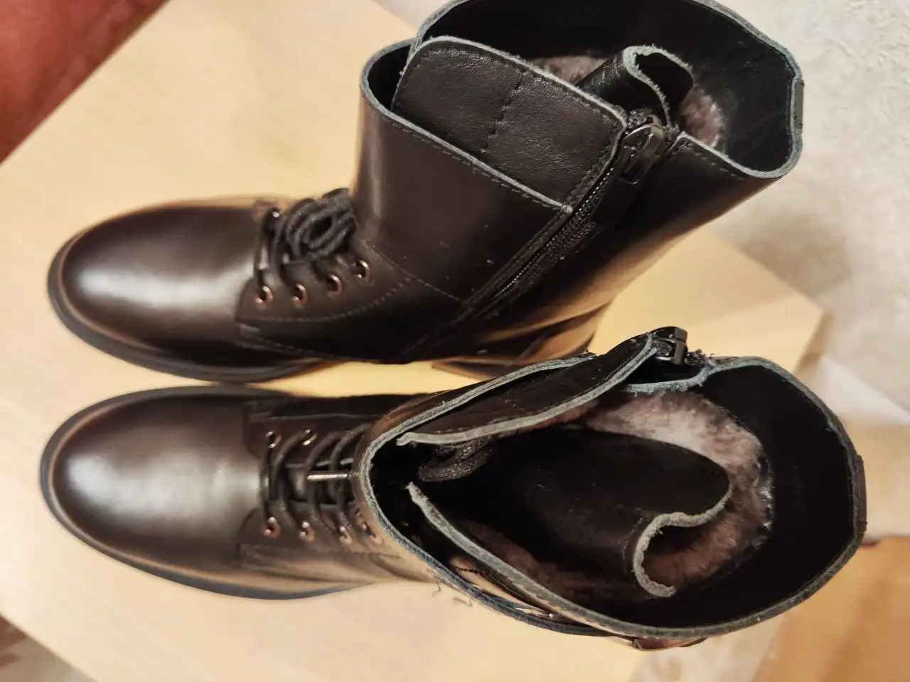 Продам новые зимние женские ботинки BERG, размер 37