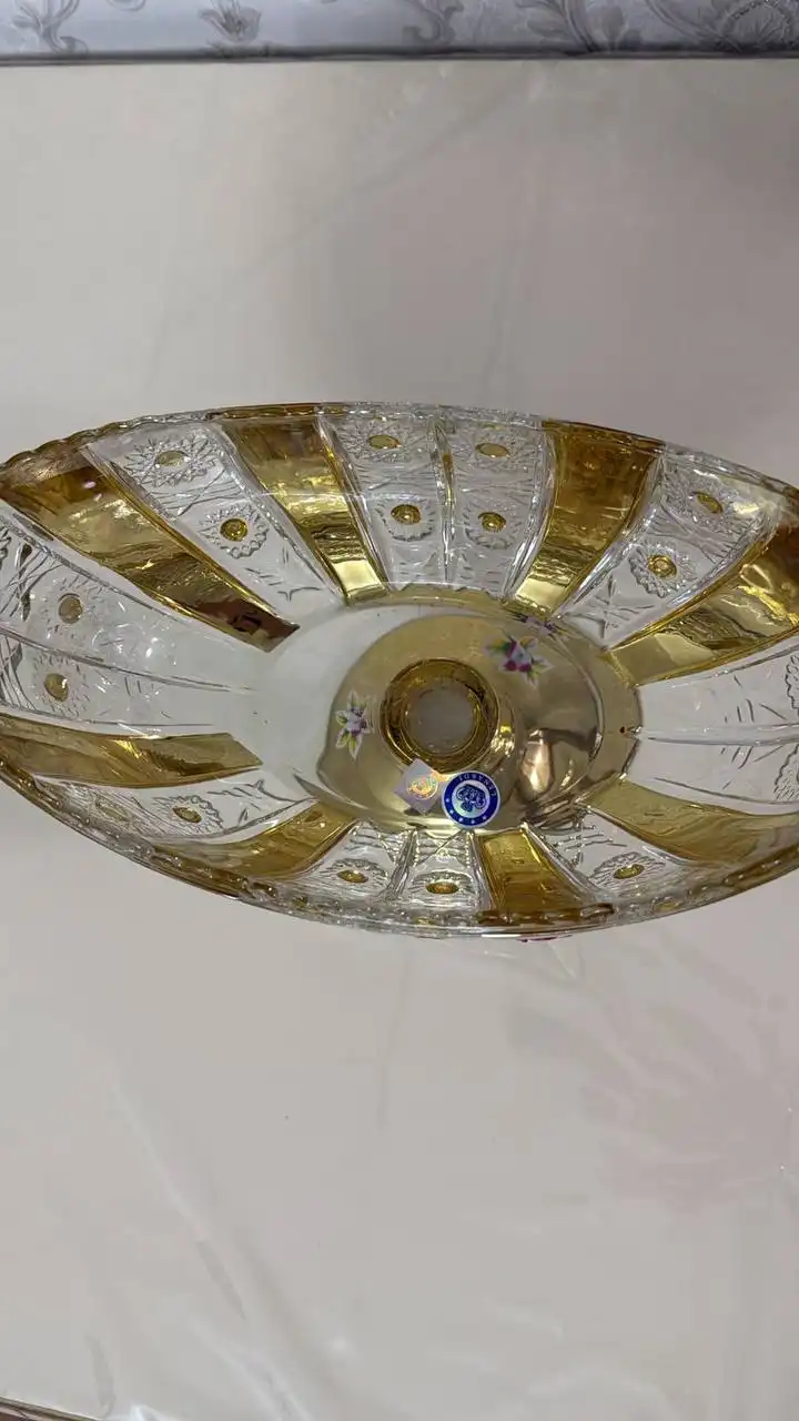 Продажа конфетницы, кресла-качели, полушубка и туфель