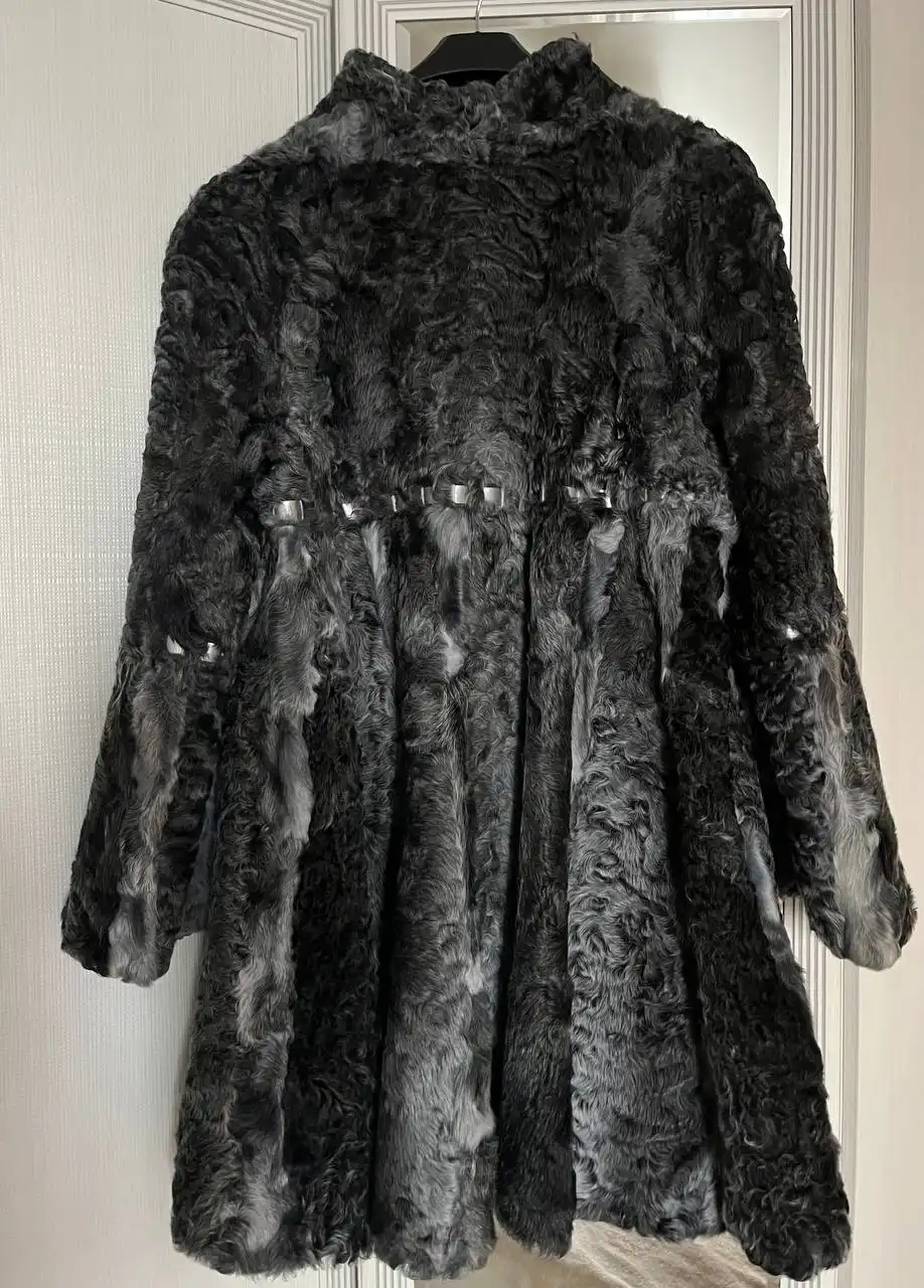 Продажа пухового пальто и шуб из натурального меха