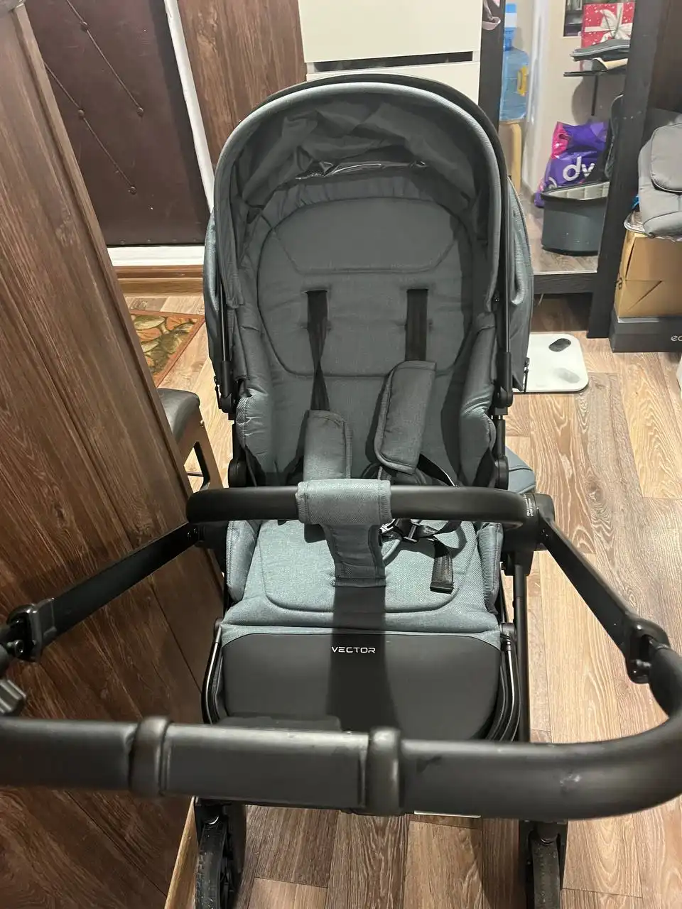 Продам коляску Rant vector