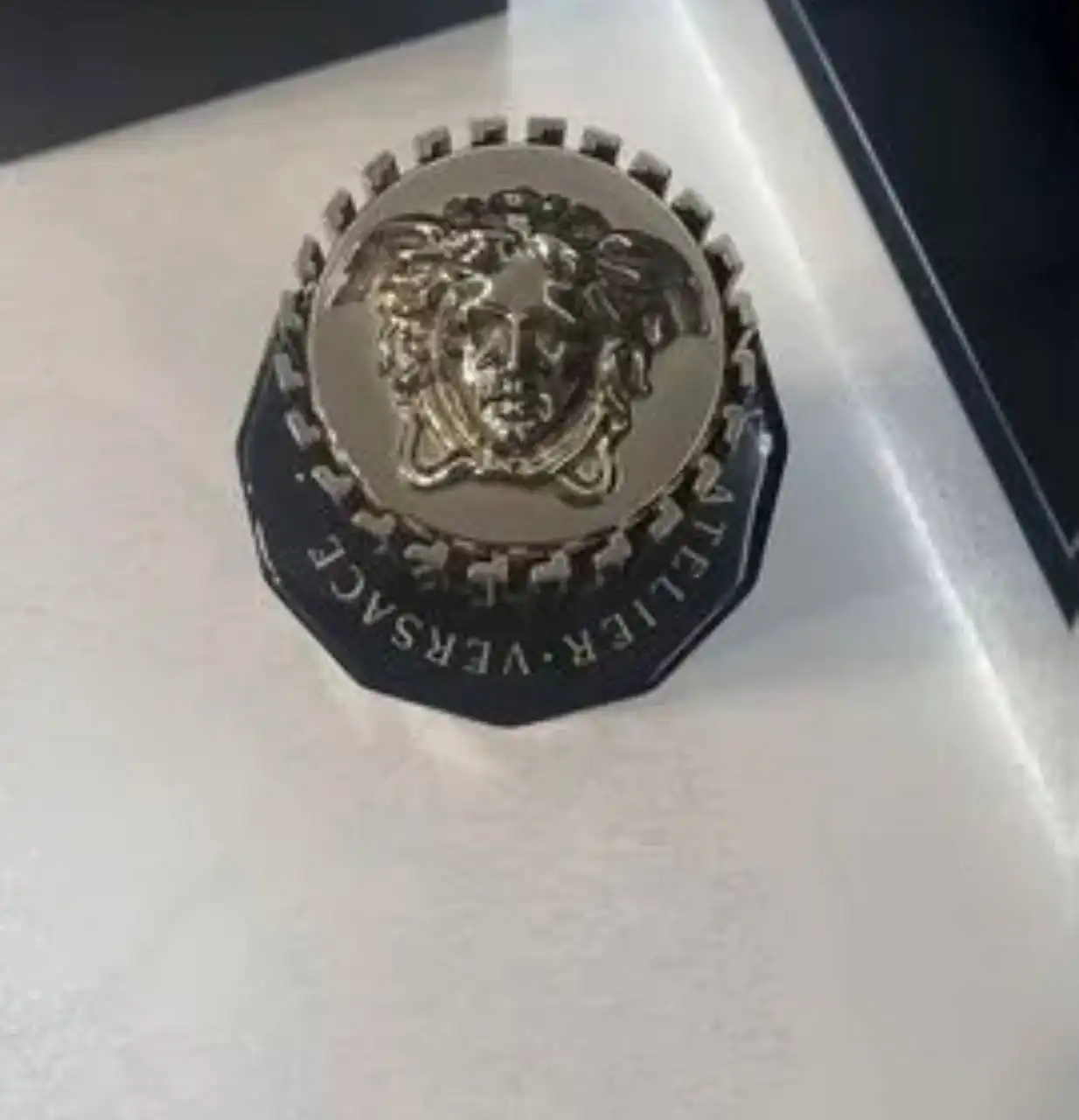 Продам парфюм Atelier Versace 100 ml