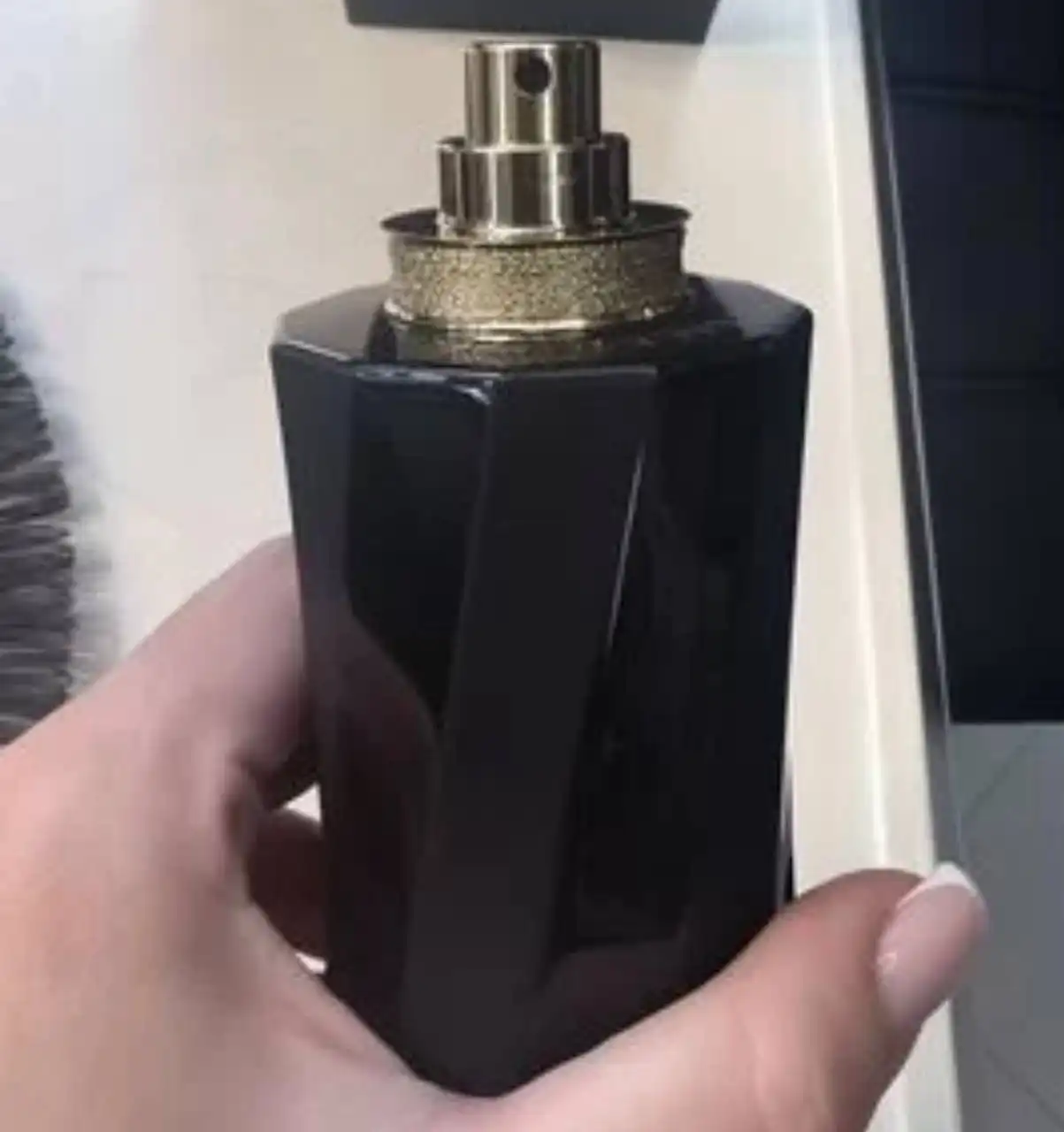 Продам парфюм Atelier Versace 100 ml