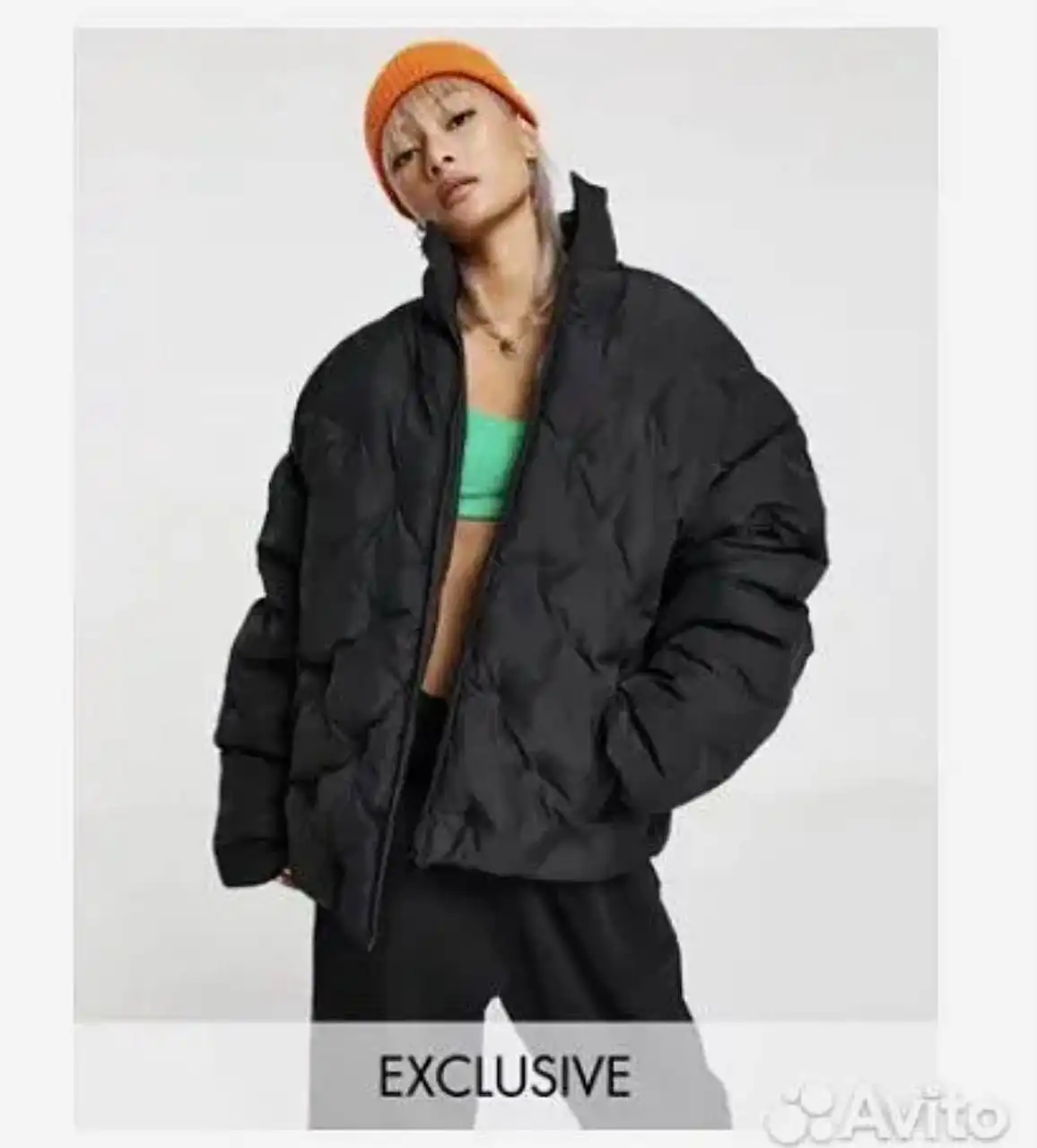 Продам женскую зимнюю куртку Collusion размер XS