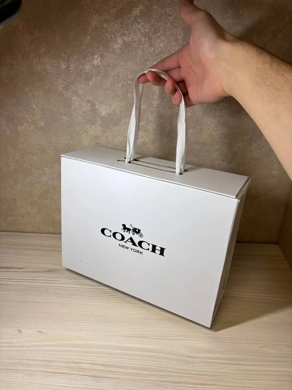 Женская сумка Coach черного цвета