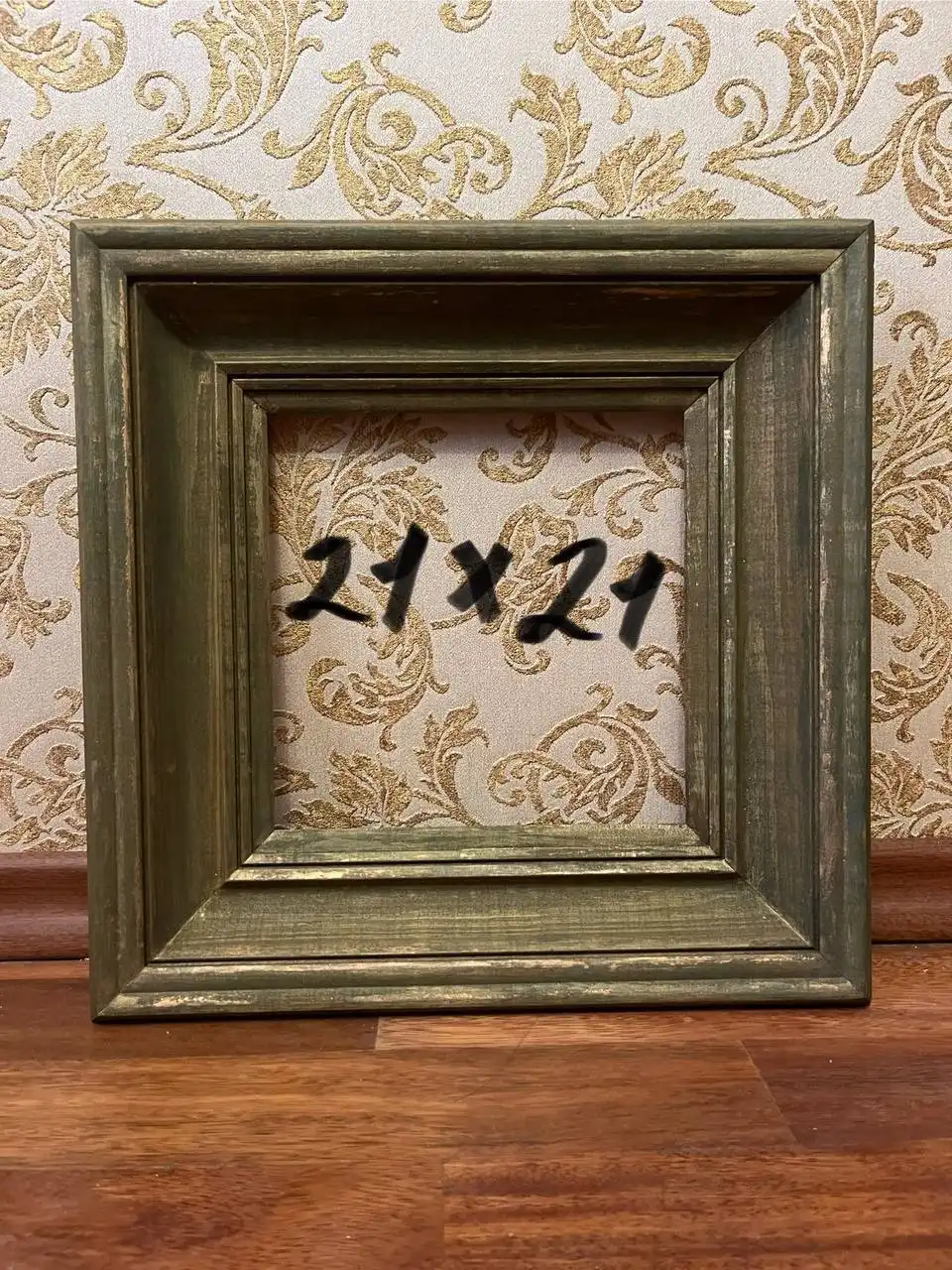 Деревянные рамы для оформления произведений искусства