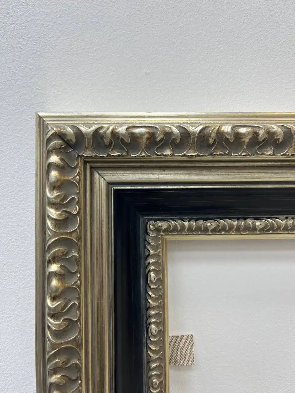 Деревянные рамы для оформления произведений искусства