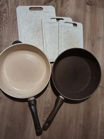 Микс для кухни: сковороды и разделочные доски - частное объявление в Красногорск