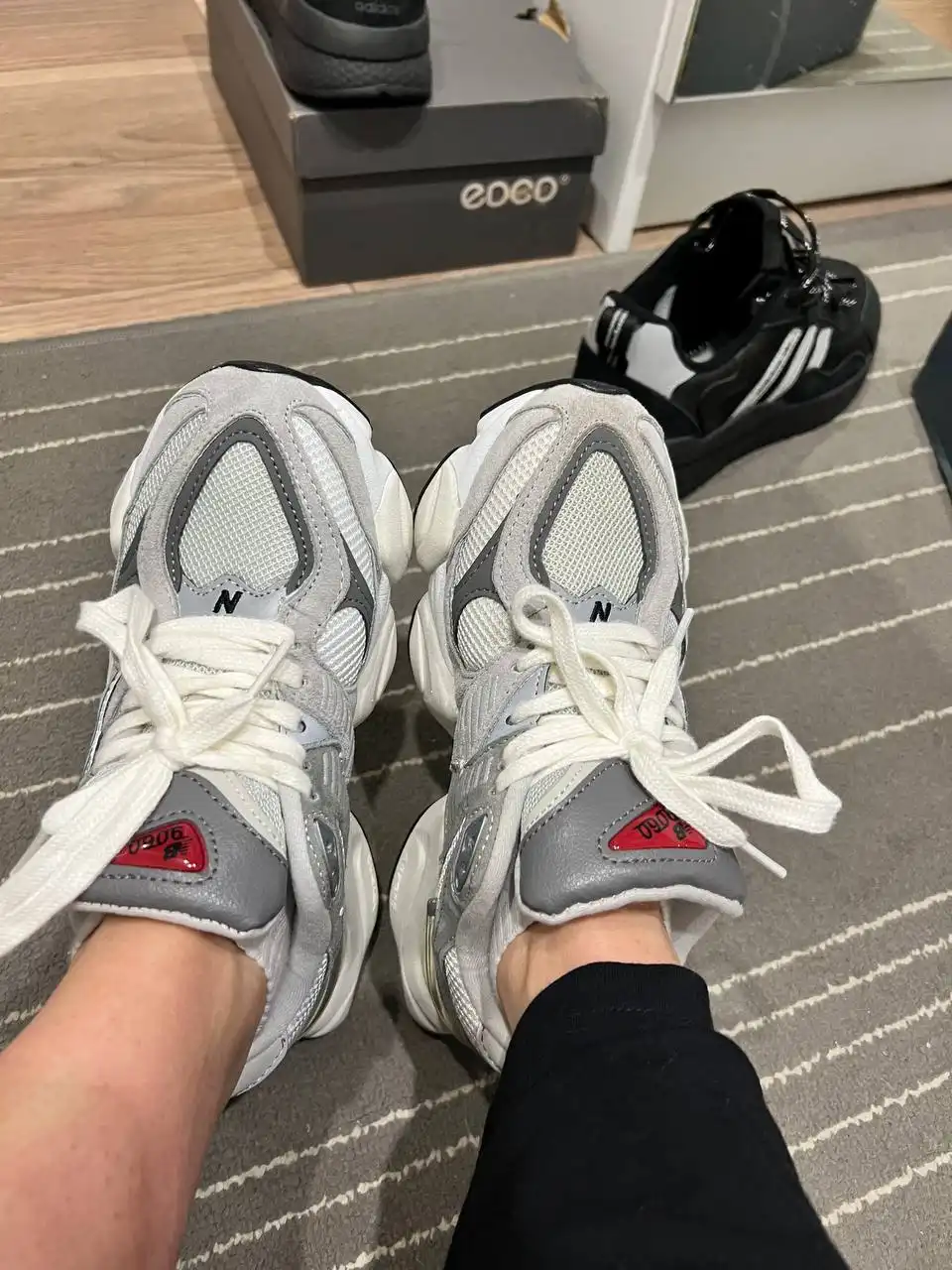 Новые кроссовки не угадала с размером