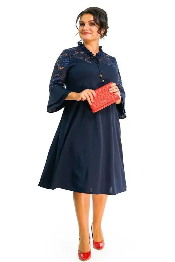 Платье нарядное трикотажное новое