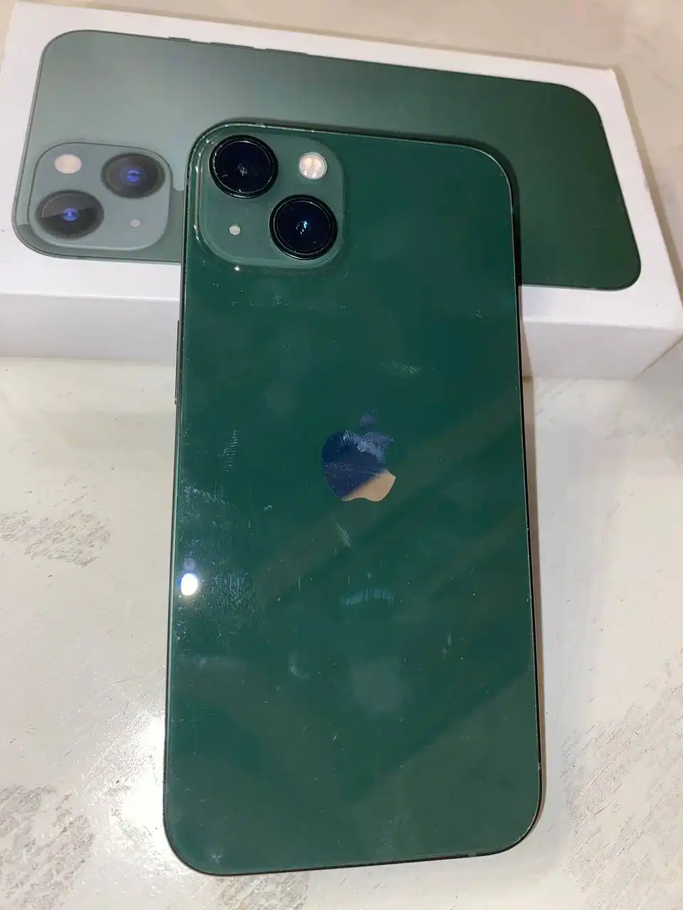 iPhone 13 128 ГБ с защитным стеклом