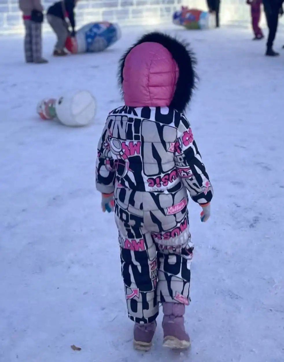 Детская зимняя одежда