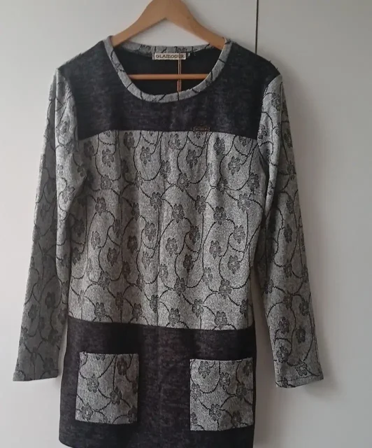 Мягкая трикотажная туника с цветочным узором размер 50-52 - частное объявление в Красногорск