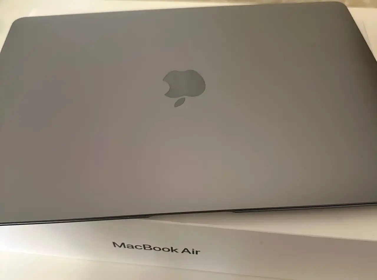 MacBook Air 13 2020 M1