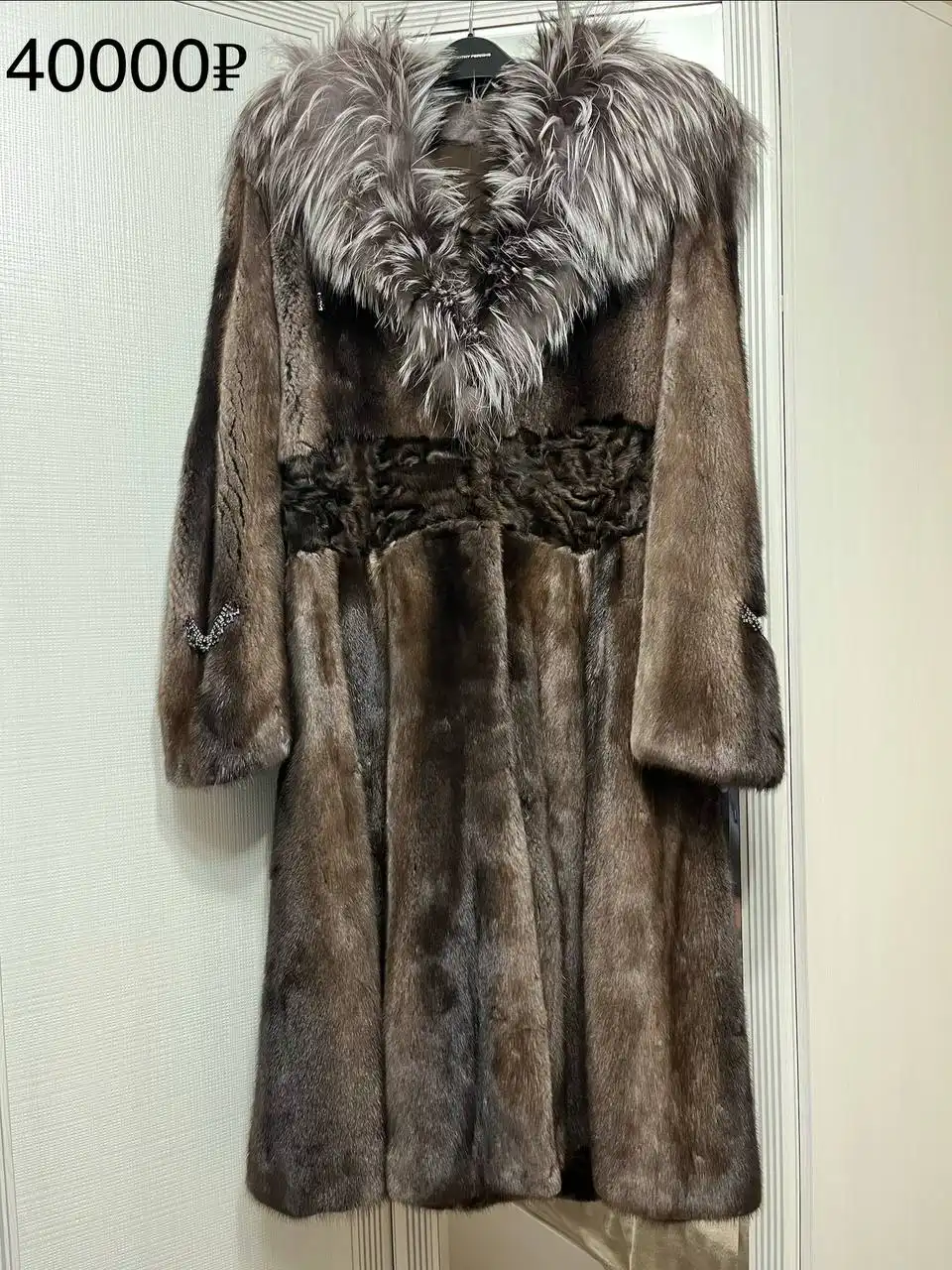 Продажа шуб и пальто: каракуль, норка с чернобуркой, зимнее пальто