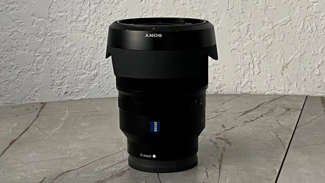 Объектив Sony Carl Zeiss T* FE 35mm F1.4 ZA