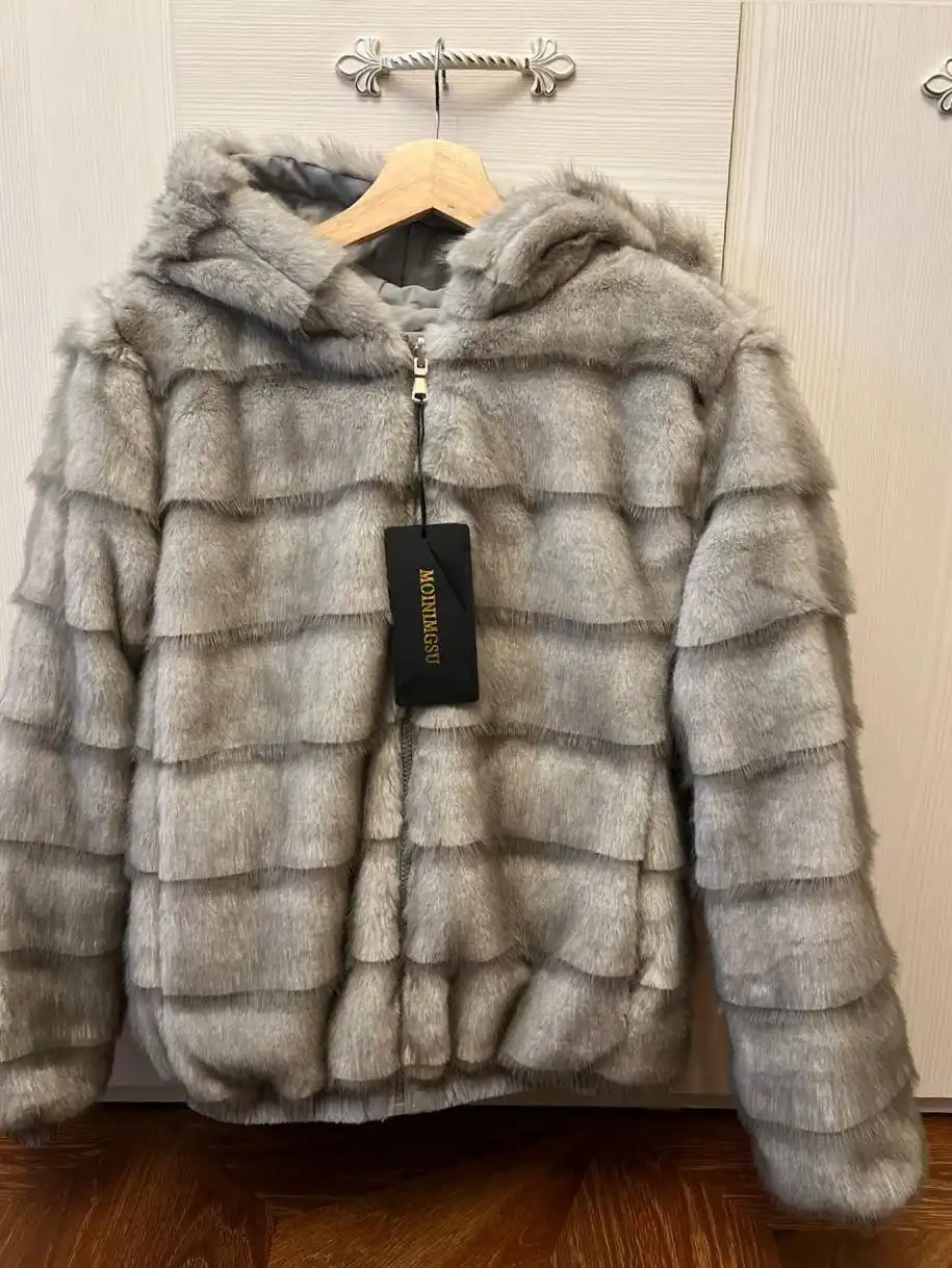 Шубка из экомеха двусторонняя размер 44 - Верхняя одежда (Одежда) в Красногорск