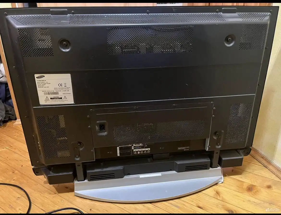 Старый исправный телевизор с пультом - Телевизоры (Электроника) в Красногорск