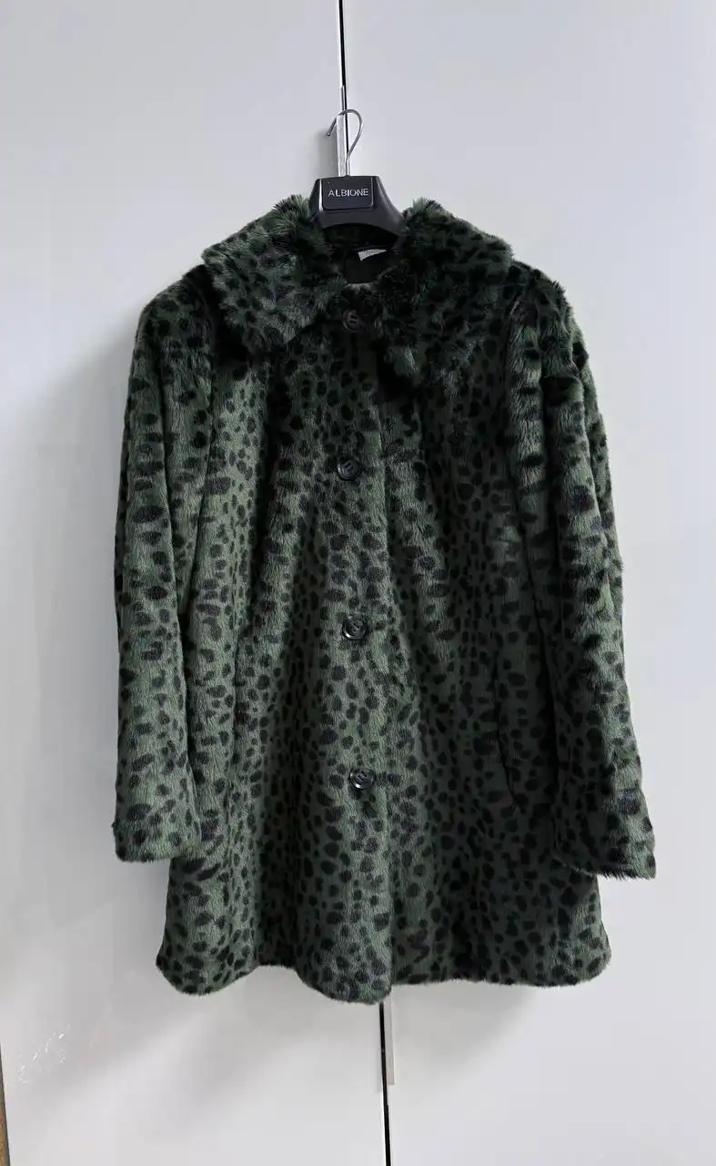 Шубка пальто с хищным принтом немецкого бренда Mona размер S - Верхняя одежда (Одежда) в Красногорск