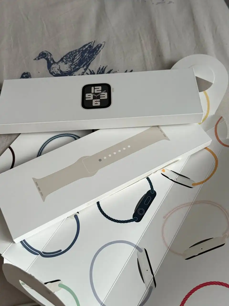 Apple Watch SE 40mm с комплектацией - Смарт-часы (Электроника) в Красногорск