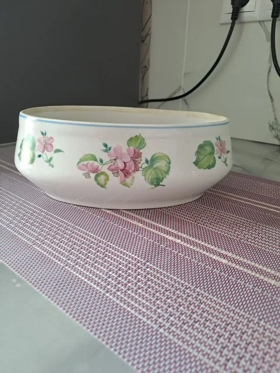 Продажа хрустальной конфетницы, стеклянной менажницы, керамического графина и фарфоровых стаканов - Посуда (Для дома и дачи) в Красногорск