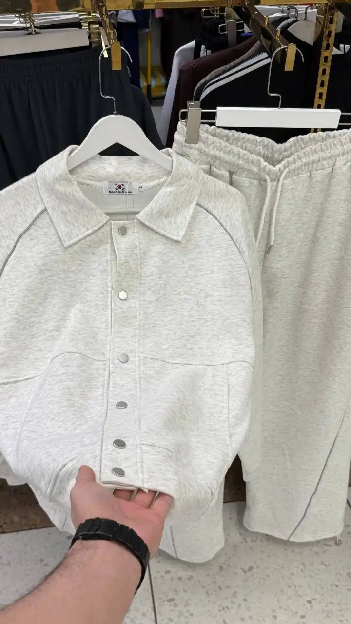 Шикарные костюмы по вкусным ценам - Костюмы (Одежда) в Красногорск