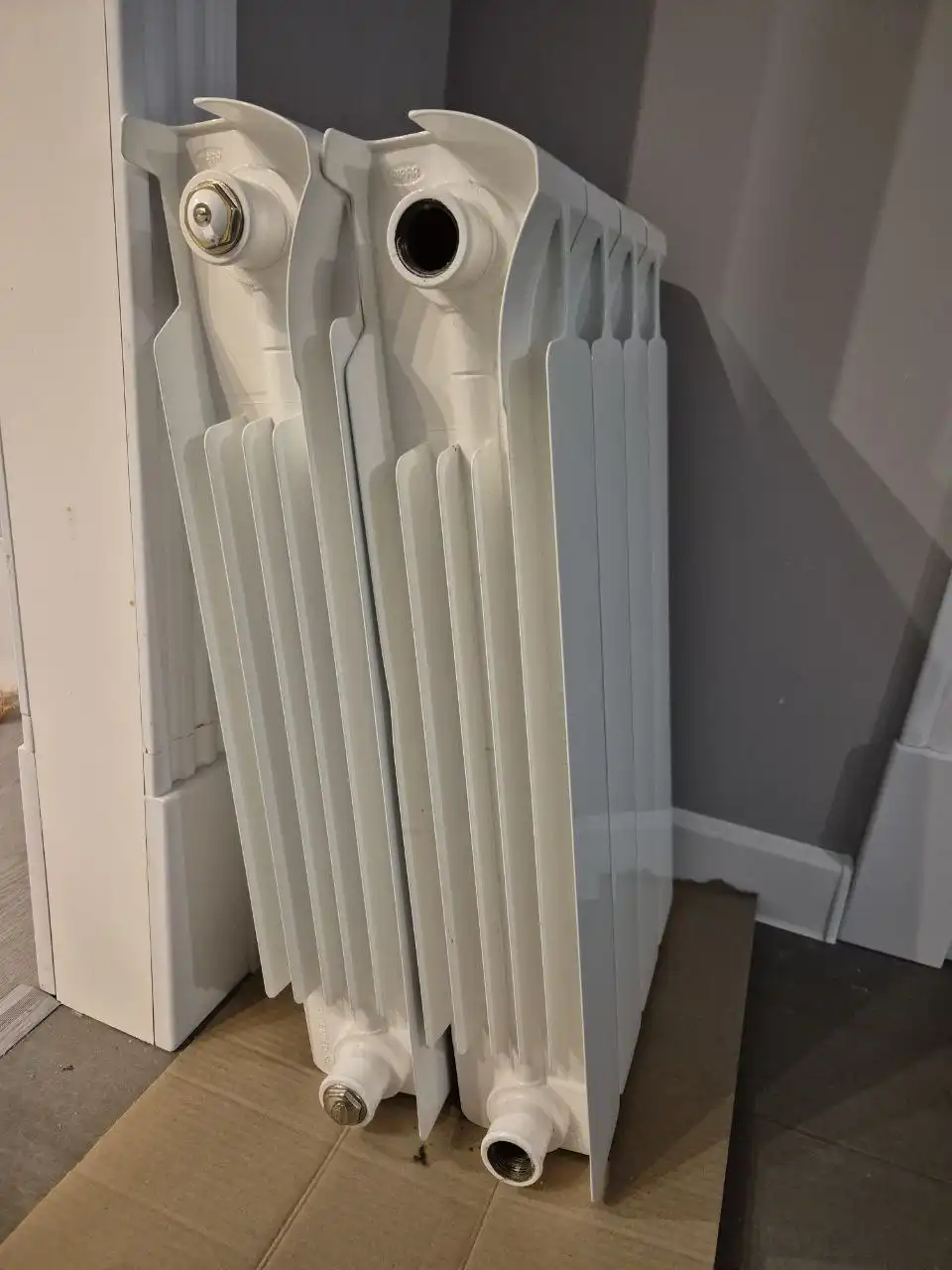 Батареи по 4 секции - Отопление (Для дома и дачи) в Красногорск